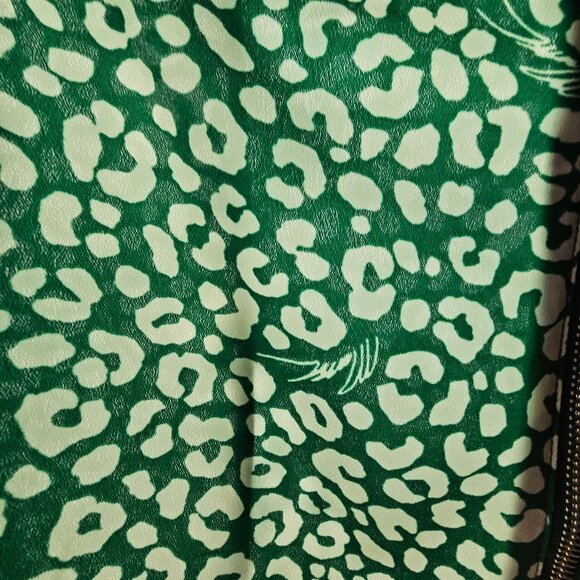 Michael Kors Green Animal Print Blouse – Size XS - Picture 3 of 7